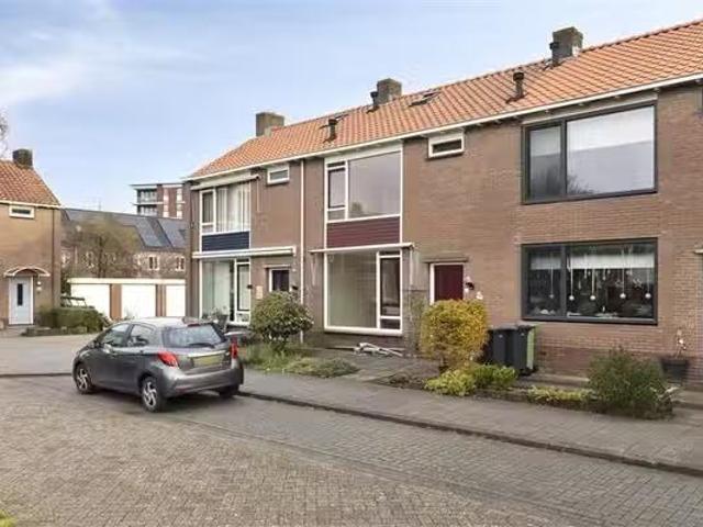 Appartement te koop Burgemeester D. Kooimanweg 897 in Purmeren.