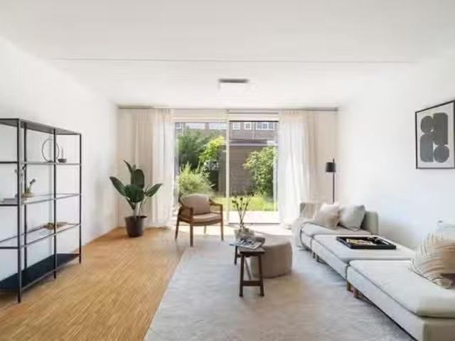Appartement te koop Burgemeester Meineszplein 34 A in Rotterda.