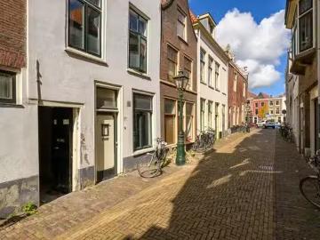 Appartement te koop Bachstraat 326 in Leiden voor € 295.000