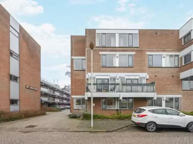 Appartement te koop Baarnhoeve 38 in Vlaardingen voor € 350.000