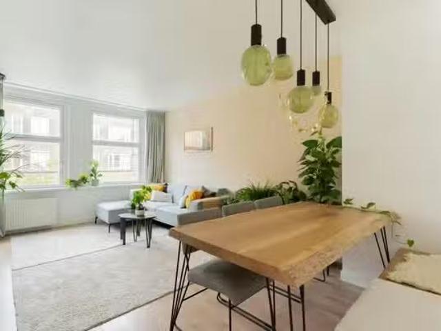 Appartement te koop Baarsjesweg 166 2 in Amsterdam voor € 425.