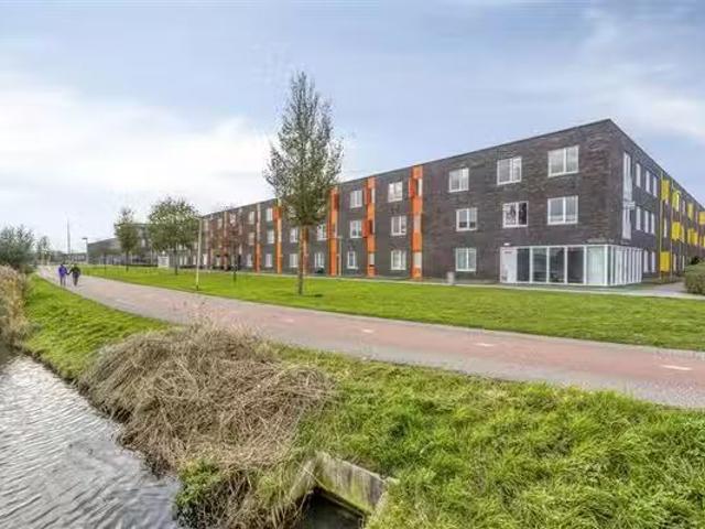 Appartement te koop Barcelonahaven 24 in Purmerend voor € 327.