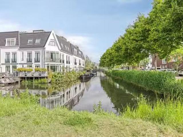 Appartement te koop Bargelaan 94 in Leiden voor € 460.000