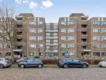 Appartement te koop Bellevuelaan 5 in Haarlem voor € 450.000