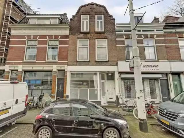 Appartement te koop Benthuizerstraat 41 B in Rotterdam voor €.