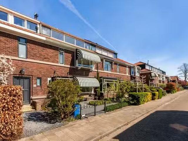 Appartement te koop Beukelsdijk 122 B in Rotterdam voor € 725.