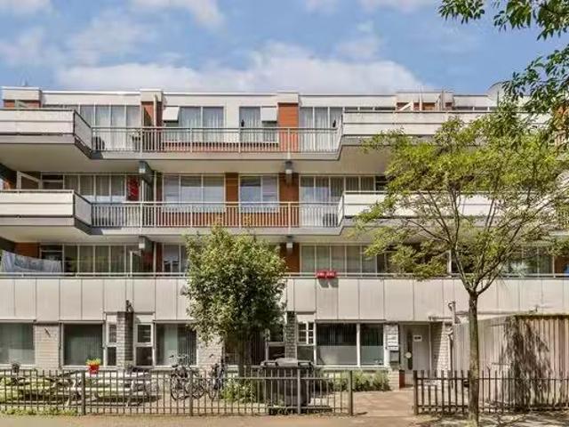 Appartement te koop Bijlmerdreef 1101 in Amsterdam voor € 360.