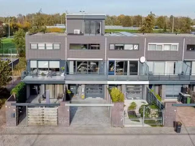 Appartement te koop Bisonstraat 44 in Purmerend voor € 625.000