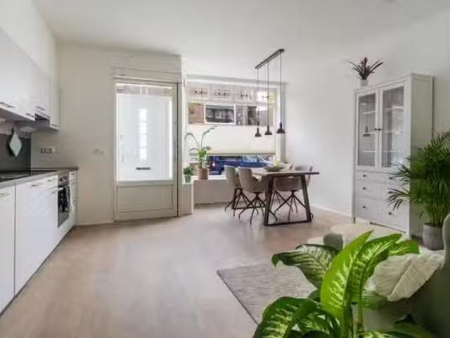 Appartement te koop Borneostraat 12 in Utrecht voor € 325.000
