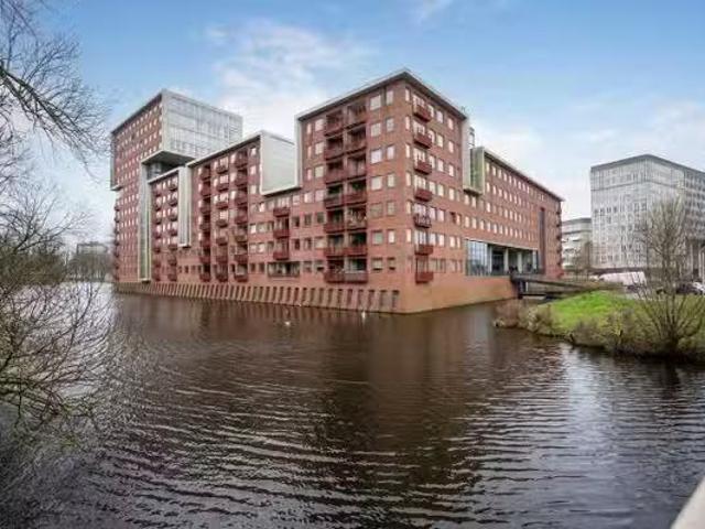 Appartement te koop Chet Bakerstraat 199 in Amsterdam voor € 5.