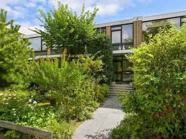 Appartement te koop Columbusstraat 171 in Den Haag voor € 825.