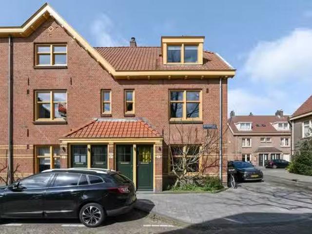 Appartement te koop Conny Stuartstraat 22 in Amsterdam voor €.