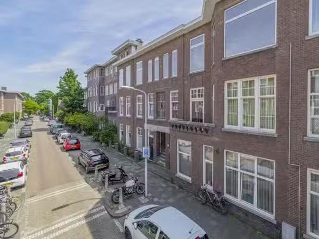 Appartement te koop Copernicuslaan 130 in Den Haag voor € 419.