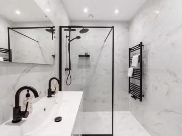 Appartement te koop Crooswijksestraat in Rotterdam voor € 359.