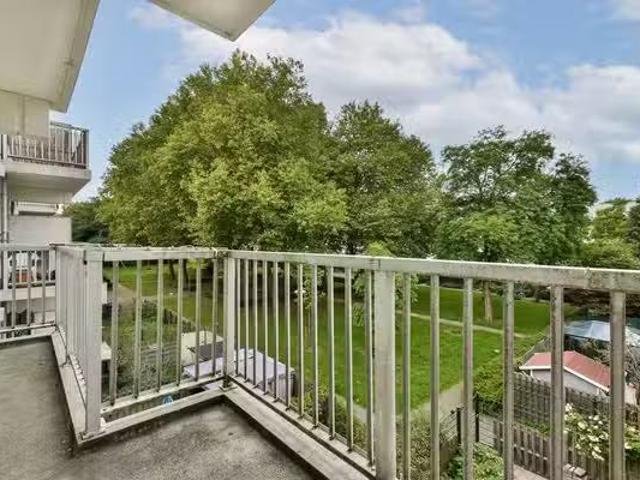 Appartement te koop Dantestraat 8 in Amsterdam voor € 325.000