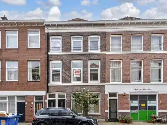 Appartement te koop De la Reyweg 89 in Den Haag voor € 389.000