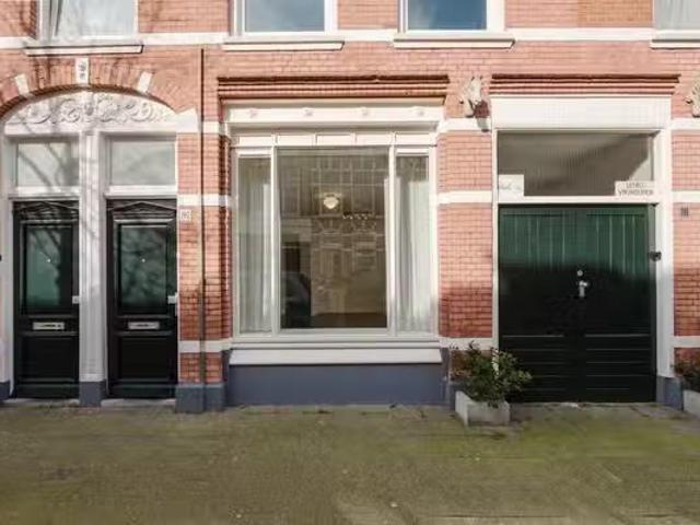 Appartement te koop De la Reyweg 145 in Den Haag voor € 349.000