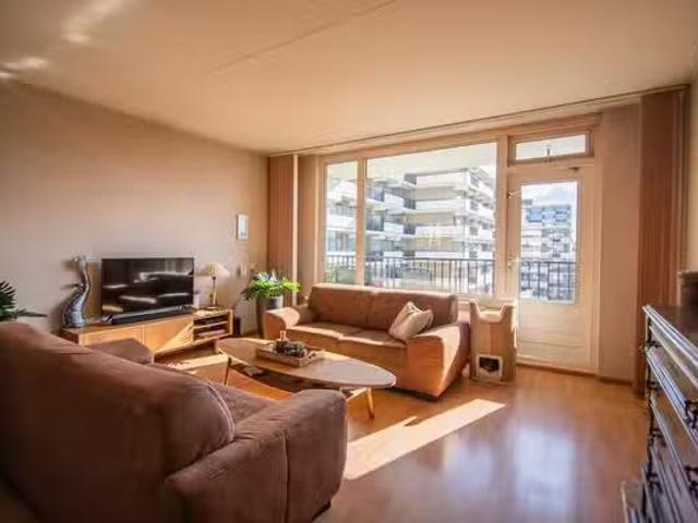 Appartement te koop Dedemsvaartweg 1311 in Den Haag voor € 375.