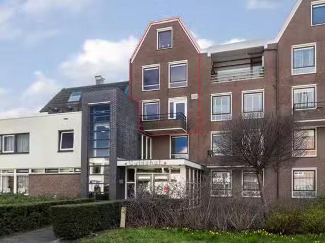 Appartement te koop Dedemsvaartweg 513 in Den Haag voor € 415.
