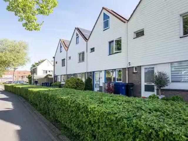Appartement te koop Distelweg in Almere voor € 405.000
