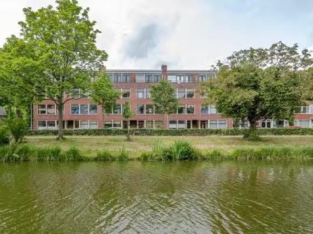 Appartement te koop Dorpsweg 37 B in Rotterdam voor € 225.000