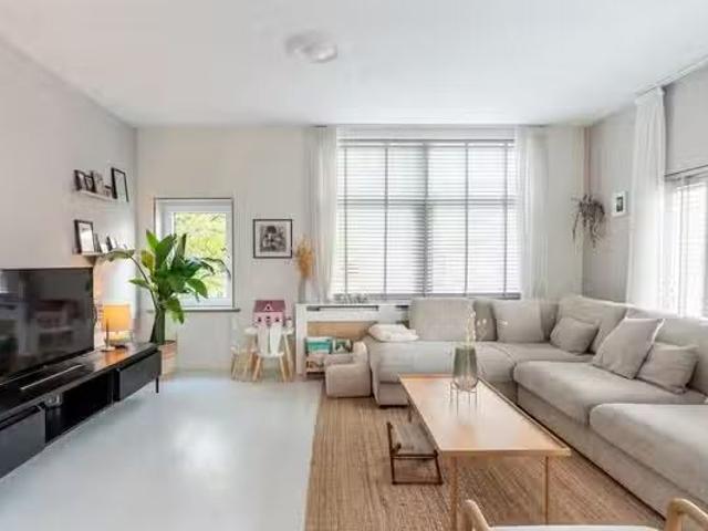Appartement te koop Edisonstraat 107 in Den Haag voor € 515.000