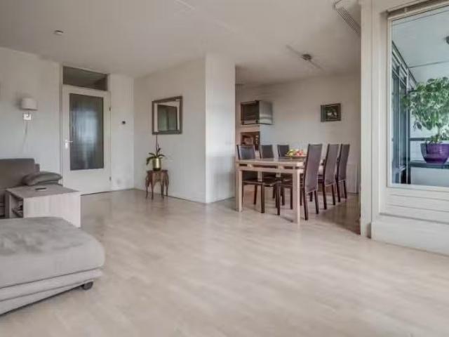 Appartement te koop Elektroweg 174 in Rotterdam voor € 395.000