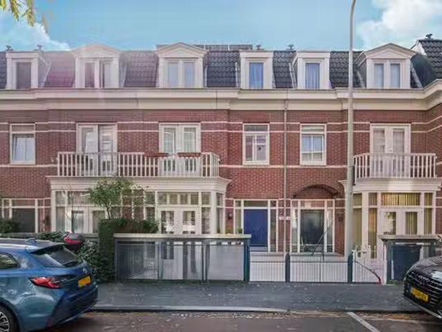Appartement te koop Fuchsiastraat 164 in Den Haag voor € 595.000