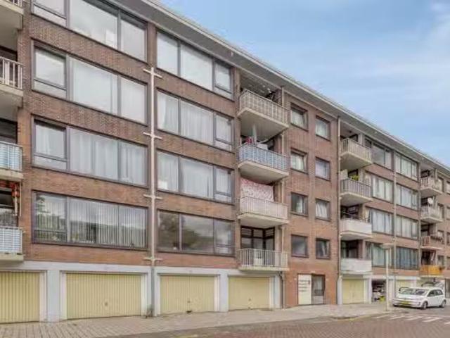Appartement te koop Fien de la Mar Straat 25 in Amsterdam voor.