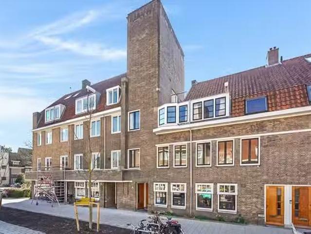 Appartement te koop Gijsbrecht van Aemstelstraat 3 3 in Amster.