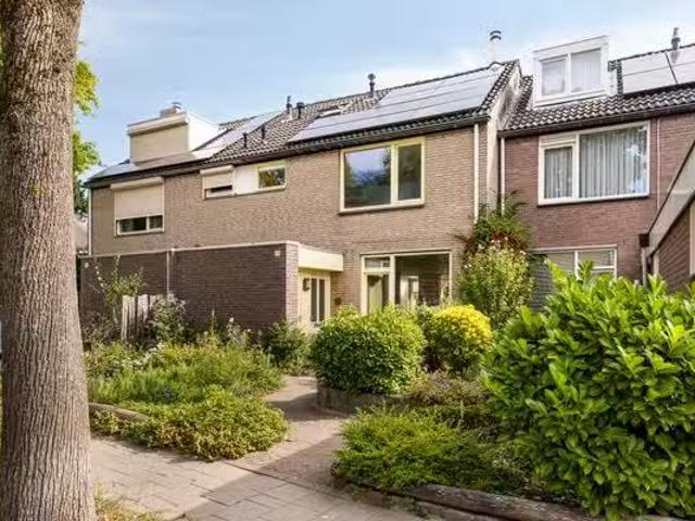 Appartement te koop Graaf Adolfstraat 168 in Eindhoven voor €.