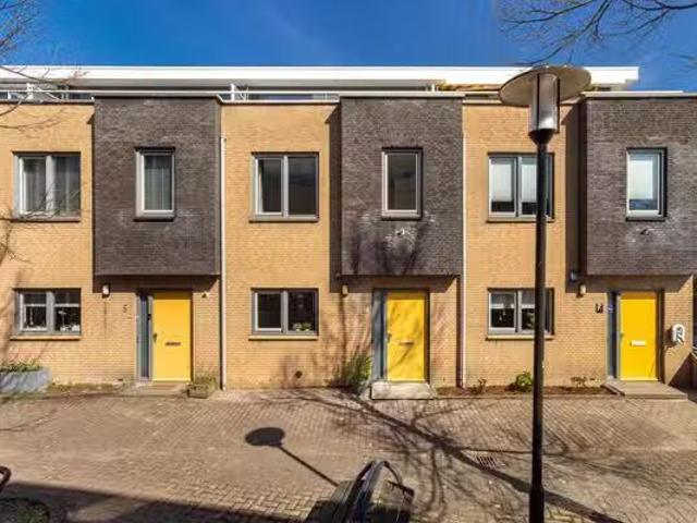 Appartement te koop Huub van den Brulestraat 103 in Rotterdam.