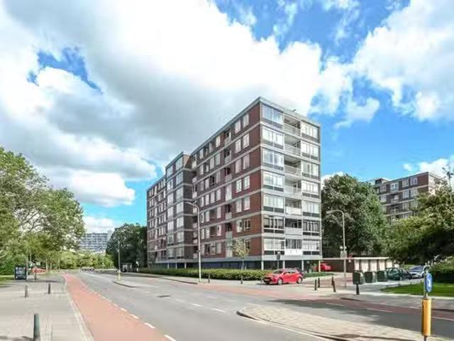 Appartement te koop Hart Nibbrigkade 27 in Den Haag voor € 395.