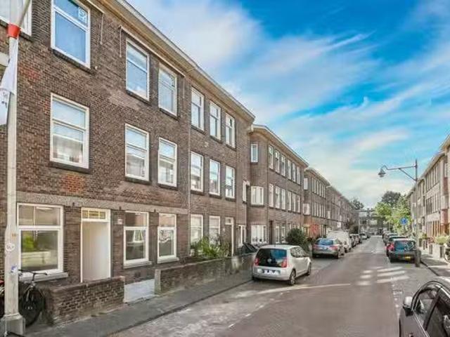 Appartement te koop Heiloostraat 183 in Den Haag voor € 389.500