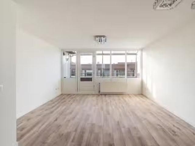 Appartement te koop Hoogeveenlaan 8 H in Den Haag voor € 369.000