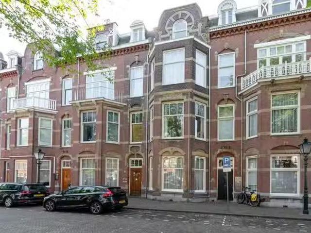 Appartement te koop Houtrustlaan 10 in Den Haag voor € 685.000