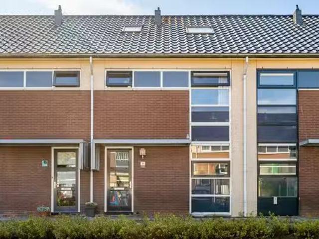 Appartement te koop Isla Margaritastraat 103 in Almere voor €.