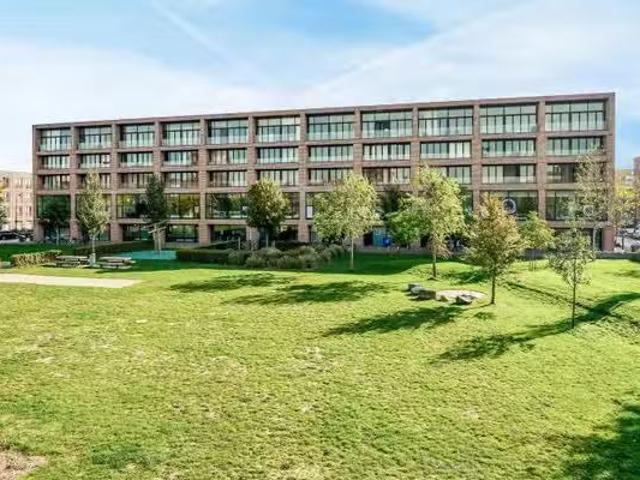 Appartement te koop Julius Pergerstraat 81 in Amsterdam voor €.
