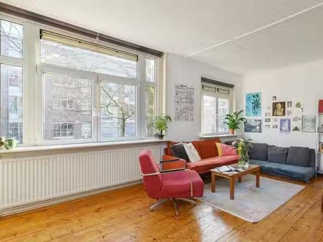 Appartement te koop Juliana van Stolbergstraat 54 1 in Amsterd.