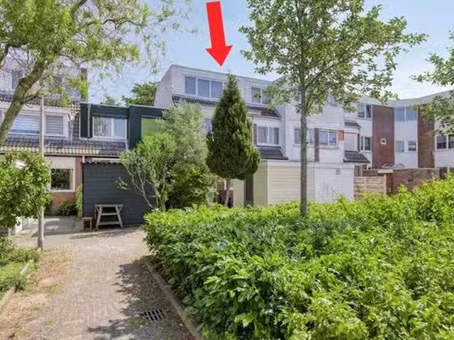 Appartement te koop Jacques Dutilhweg 697 in Rotterdam voor €.