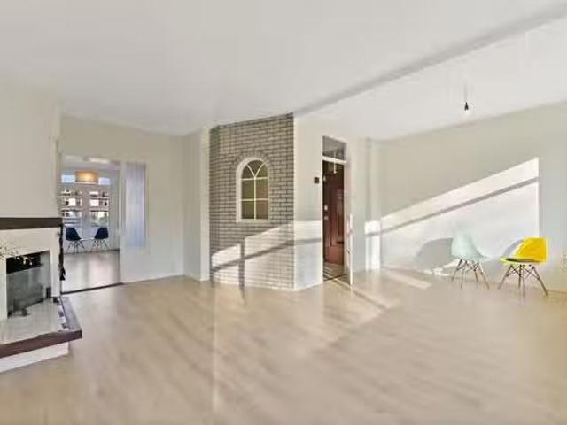 Appartement te koop Jan van Beersstraat 43 in Den Haag voor €.