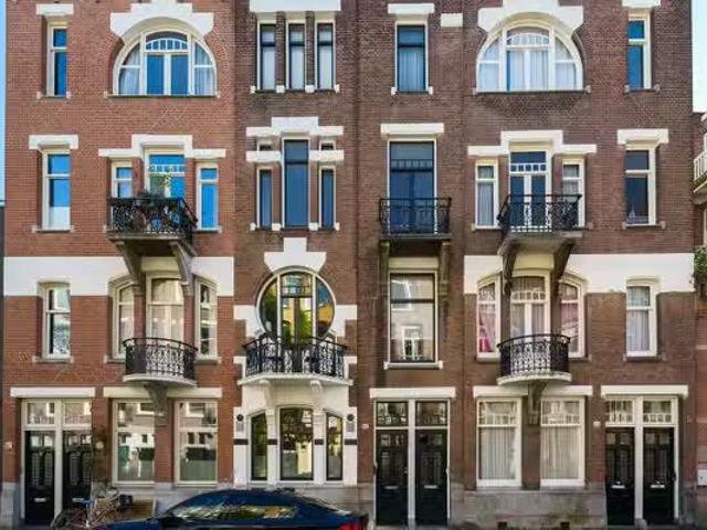 Appartement te koop Johannes Verhulststraat 163 H in Amsterdam.