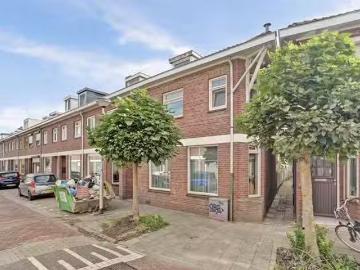 Appartement te koop Kwaadeindstraat 137 in Tilburg voor € 375.
