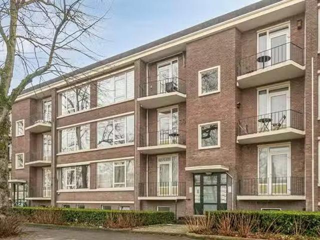 Appartement te koop Karel de Grotelaan 185 in Eindhoven voor €.