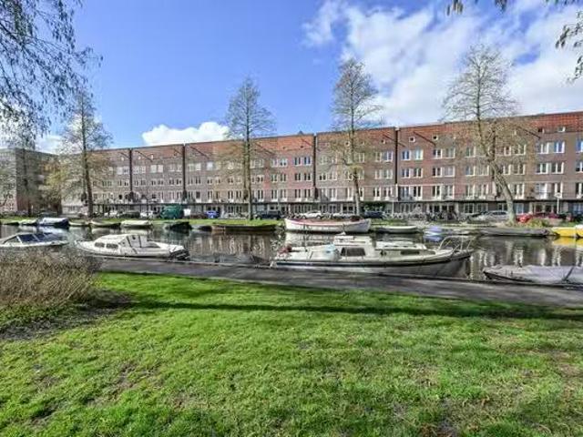 Appartement te koop Kinkerstraat 206 E in Amsterdam voor € 450.