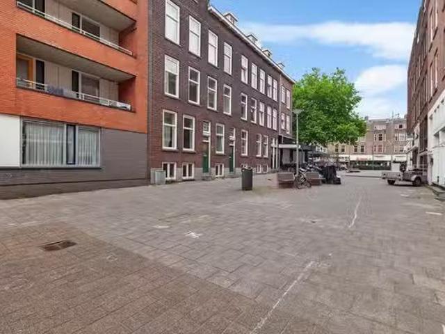 Appartement te koop Klaverstraat 136 C in Rotterdam voor € 175.