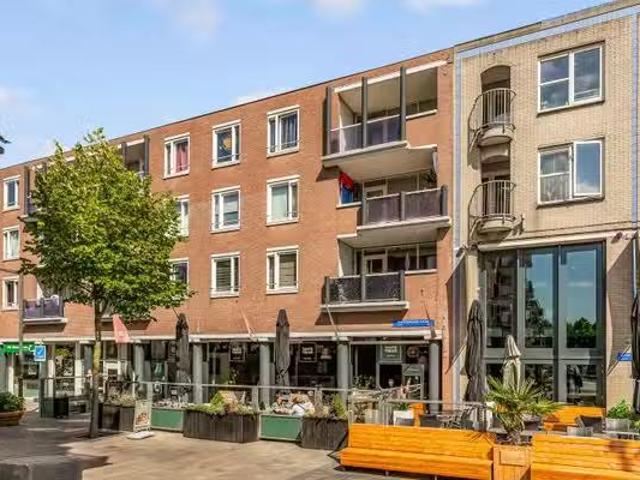 Appartement te koop Koetsierbaan 385 in Almere voor € 398.000