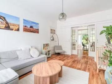 Appartement te koop Kornoeljestraat 136 in Den Haag voor € 500.