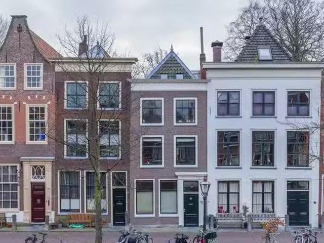 Appartement te koop Kraaierstraat 4 in Leiden voor € 210.000