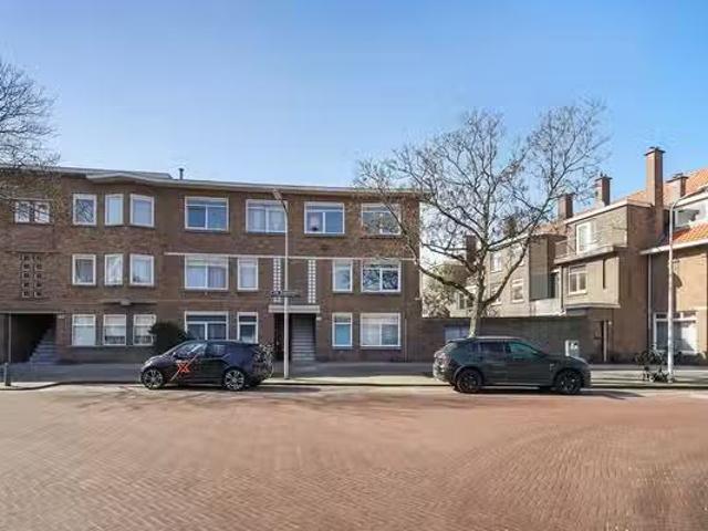 Appartement te koop Lyonnetstraat 71 in Den Haag voor € 235.000